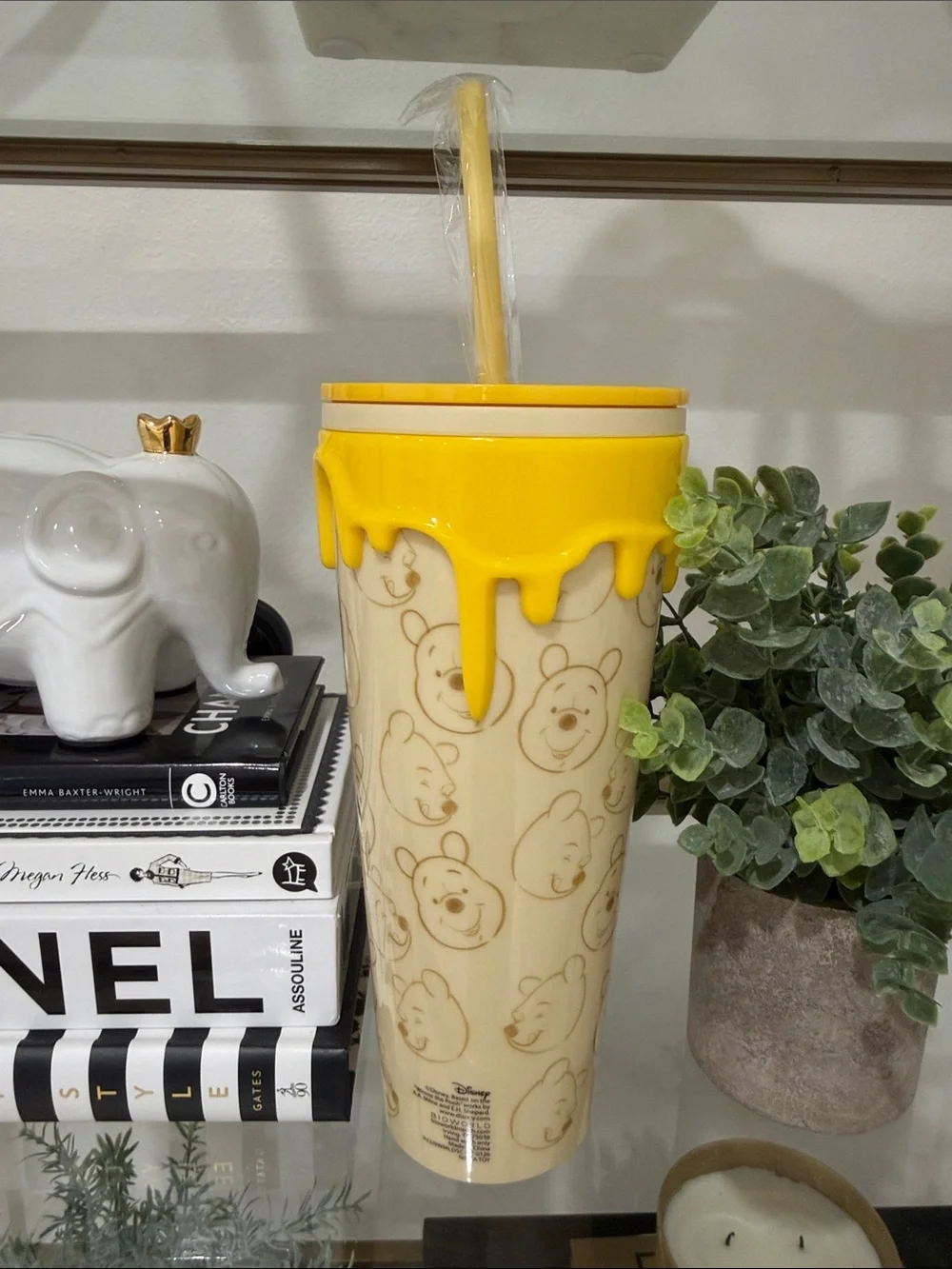 Disney Winnie the Pooh Drip Tumbler with Straw